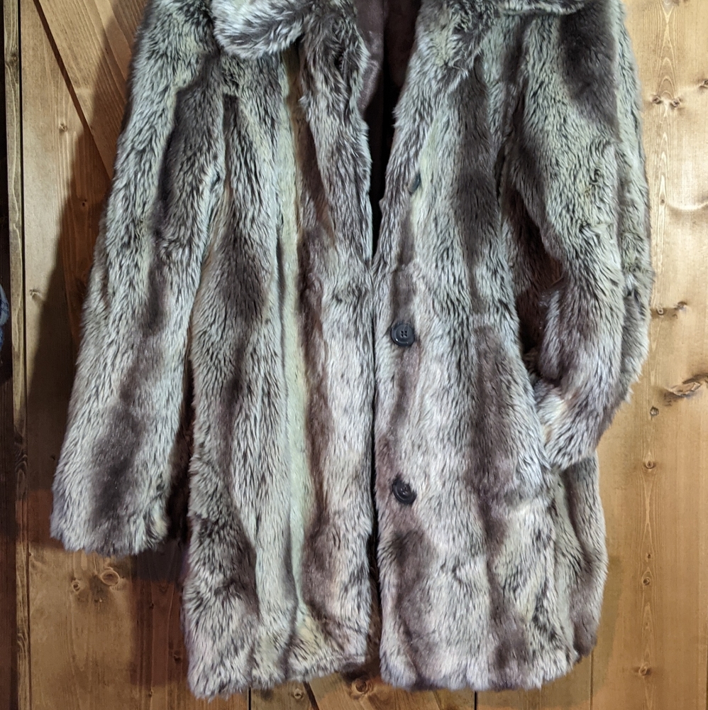 Faux Fur Coat with buttons and pockets
